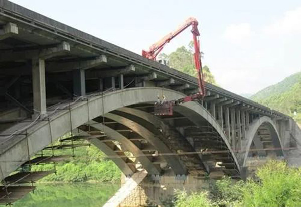 傳統(tǒng)橋梁巡檢